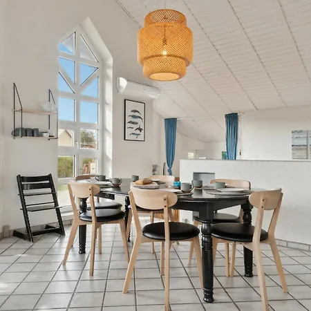 Holiday home Pet Friendly In With Wifi *