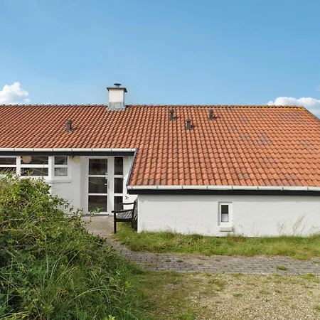 Pet Friendly In With Wifi Holiday home